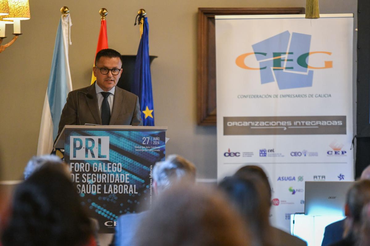 Foto Reunión Consello Reitor