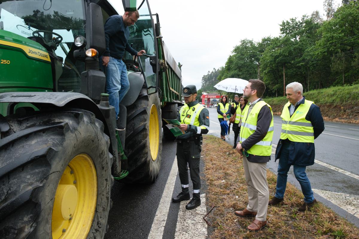 imagen campaña tractor