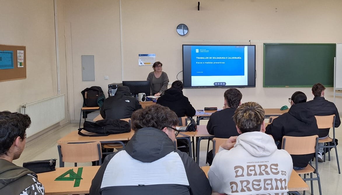 imaxe sesión formativa en Valga