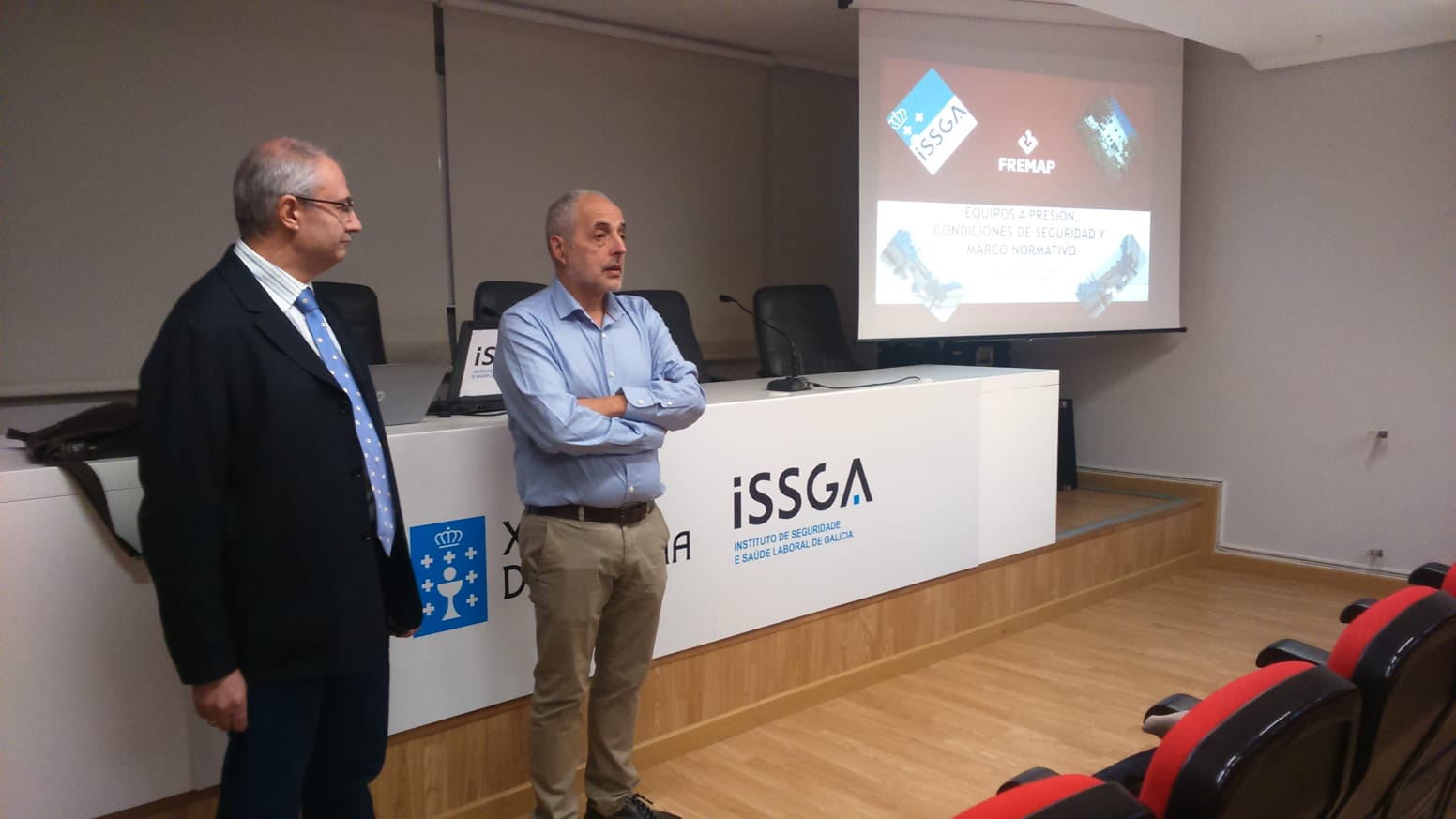 O centro ISSGA de Ourense acolleu unha xornada técnica sobre equipos a presiónEl centro ISSGA de Ourense acogió una jornada técnica sobre equipos a presión