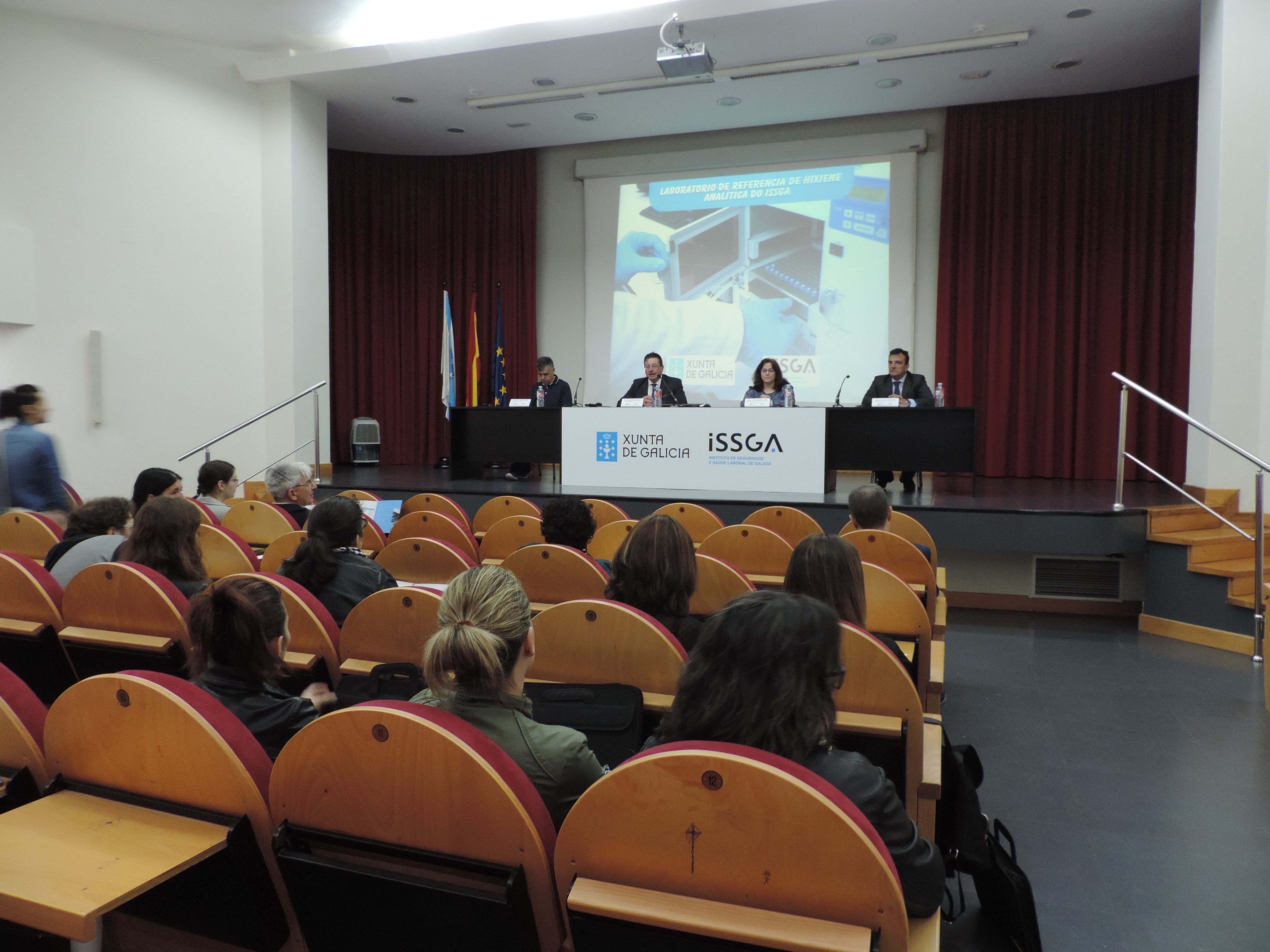 Hoy iniciamos una campaña de promoción del Laboratorio de referencia de higiene analítica del ISSGA