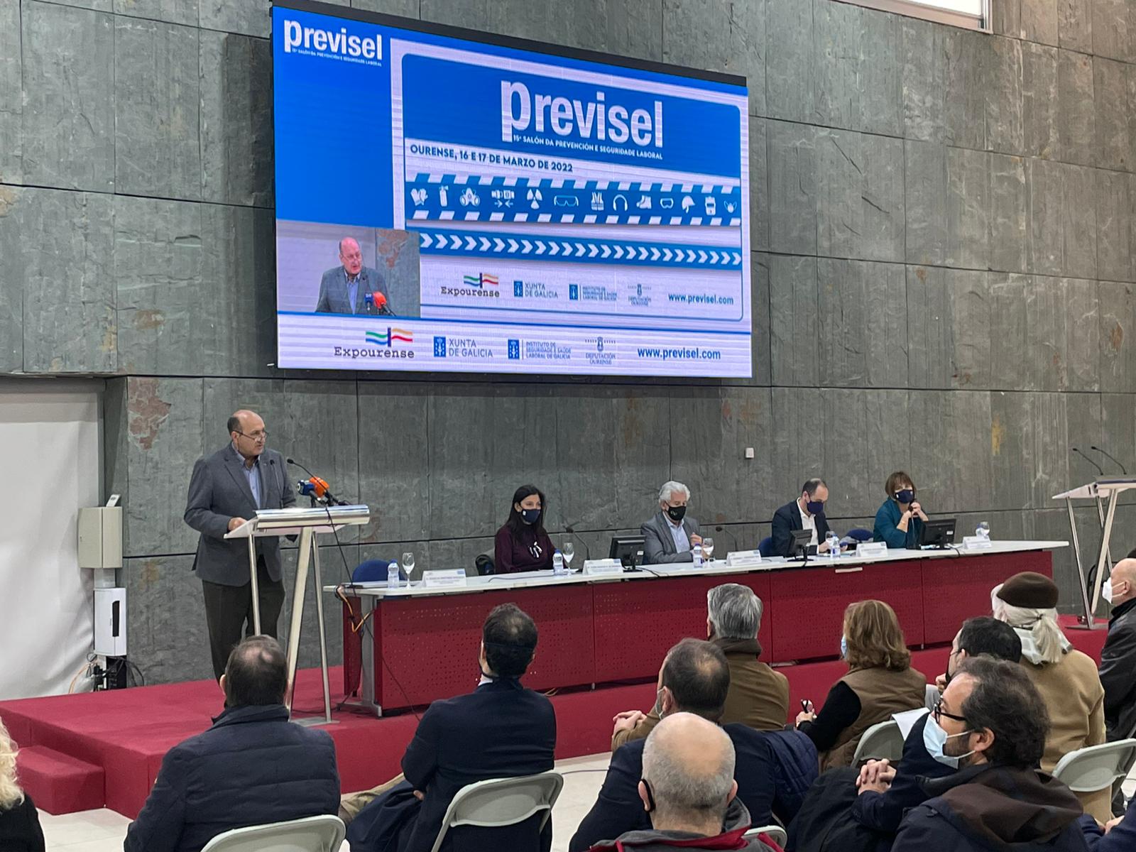 A Xunta destaca en Previsel a importancia de facer fronte aos riscos laborais emerxentes e presenta dúas iniciativas sobre o uso de nanomateriais e amoladoras